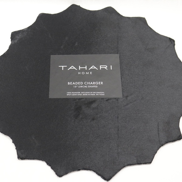 TAHARI HOME SPIDER WEB BEADED CHARGER PLACEMATS - SILVER/BLACK - S/4 - NEW - Picture 5 of 6